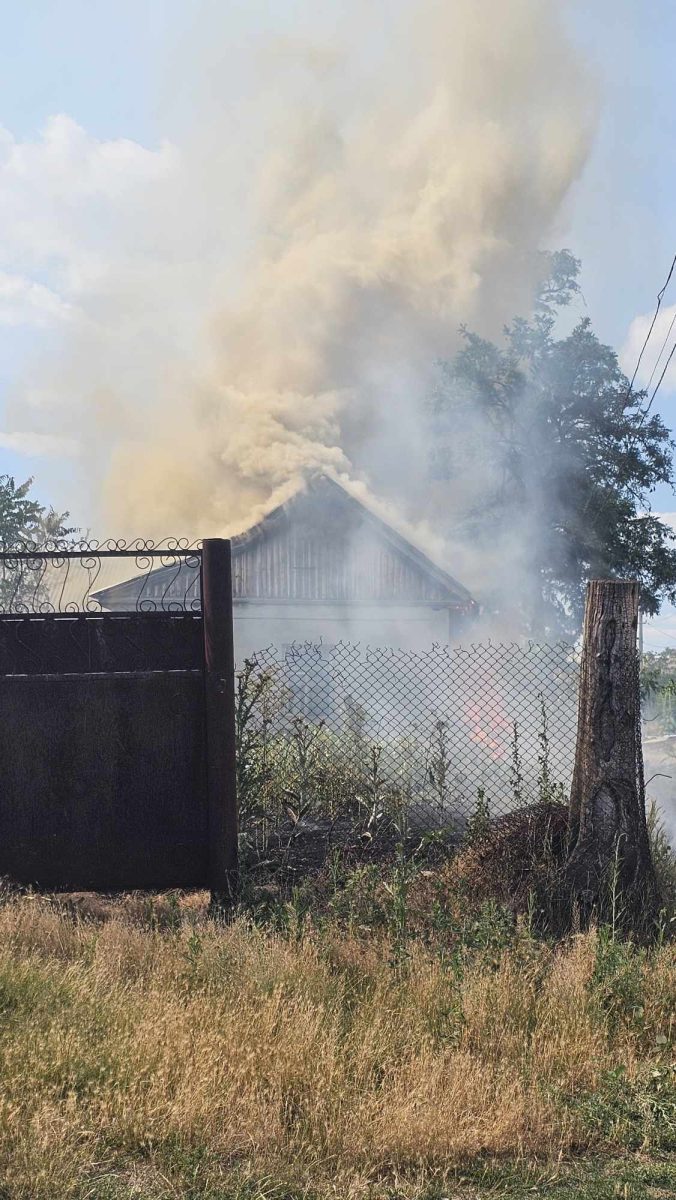 Două cazuri de incendiere a resturilor vegetale și a deșeurilor menajere în localitățile Leca și Acui din raionul Cantemir