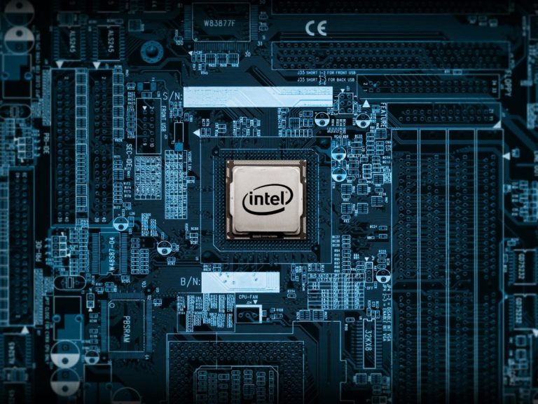 Intel vrea să obţină subvenţii de 8 miliarde de euro pentru a construi o fabrică de semiconductori în Europa