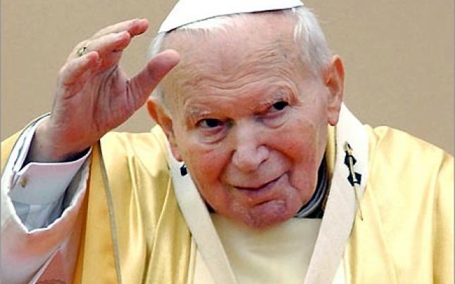 Bărbatul bănuit că a furat moaştele Papei Ioan Paul al II-lea a fost prins