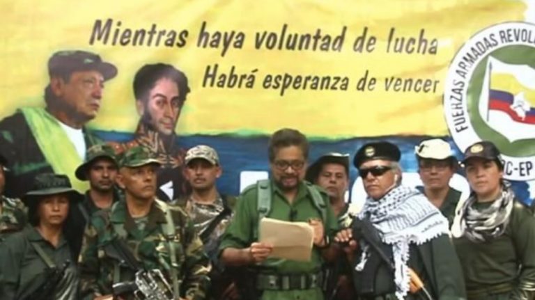 Fostul număr doi al gherilei FARC anunţă reluarea luptei armate în Columbia – VIDEO