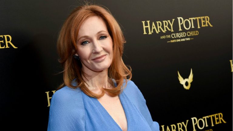 J.K. Rowling a fost ameninţată cu moartea pe Twitter