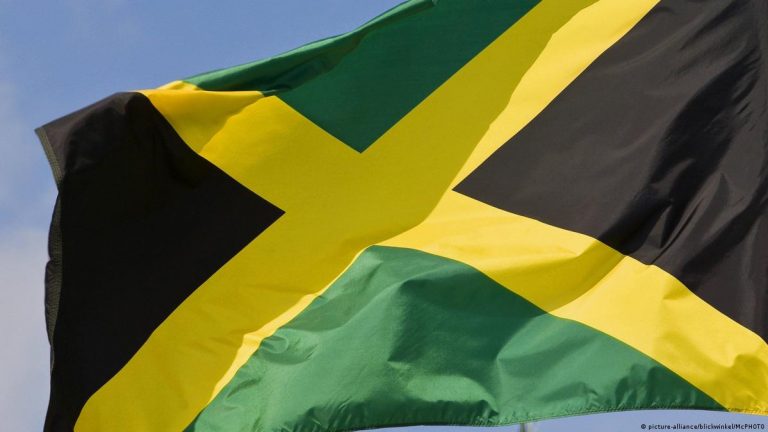 Jamaica, ţară membră a Commonwealth, îşi prezintă ambiţiile republicane, cu două zile înainte de încoronarea regelui Charles