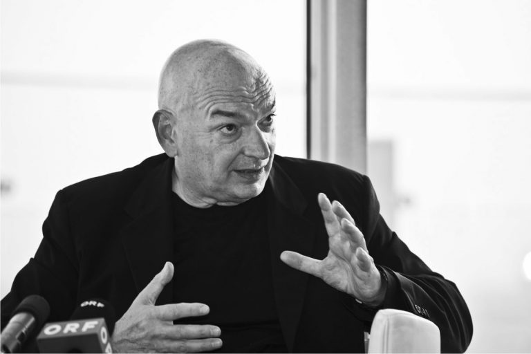 Arhitectul francez Jean Nouvel îşi apără munca în ţări cu regimuri autoritare