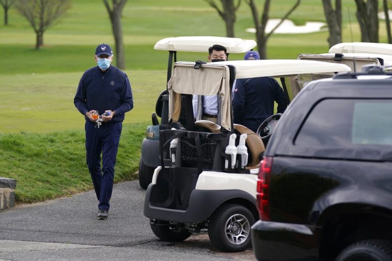 Joe Biden a jucat golf pentru prima oară de la preluarea mandatului