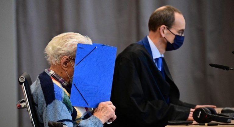 Cel mai bătrân acuzat de crime naziste, în a doua zi a procesului său în Germania: ‘Sunt nevinovat!’