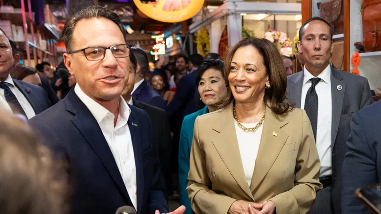 Guvernatorul statului Pennsylvania, favorit pentru a face echipă cu Kamala Harris ca vicepreședinte