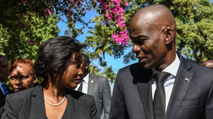 Martine Moise, soția președintelui haitian ucis, a revenit acasă îmbrăcată cu vestă antiglonț