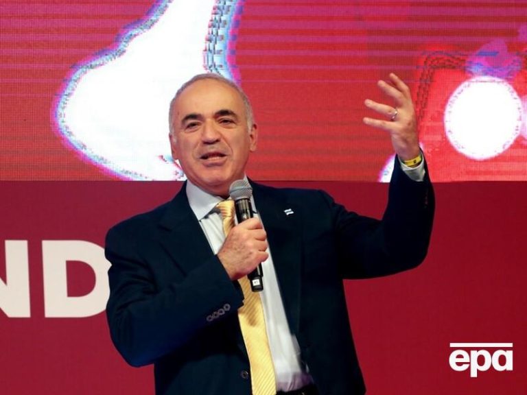 Kasparov: R.Moldova, care are alegeri prezidenţiale în octombrie, este o ‘ţintă naturală’ a Rusiei