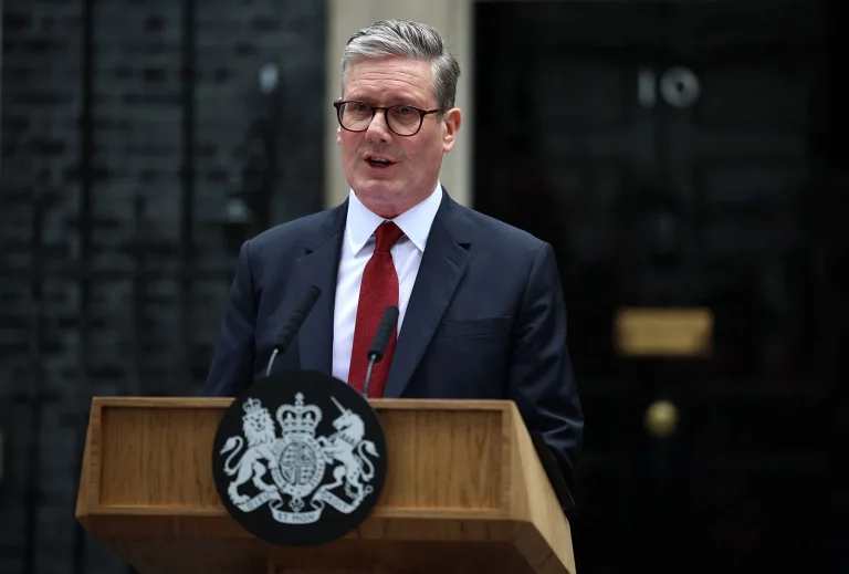 Noul premier britanic îi promite lui Zelenski sprijin neclintit din partea Londrei