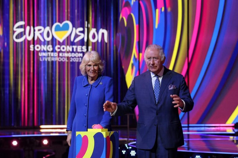 Regele Charles al III-lea şi soţia lui au prezentat scena oficială a concursului Eurovision 2023
