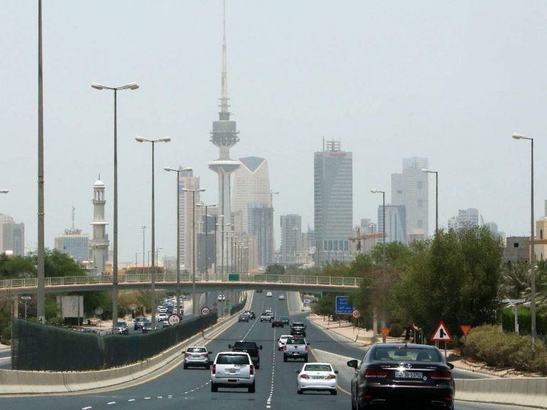 Cetăţenii din Kuwait care nu sunt vaccinaţi nu vor avea voie să călătorească în străinătate