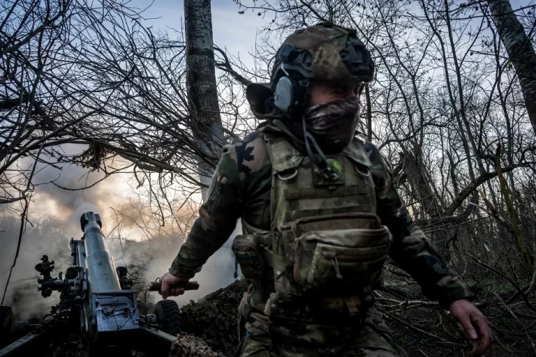 Lunetist american care luptă în Ucraina: „Dați-ne muniție și artilerie. Nu ne interesează tancurile”