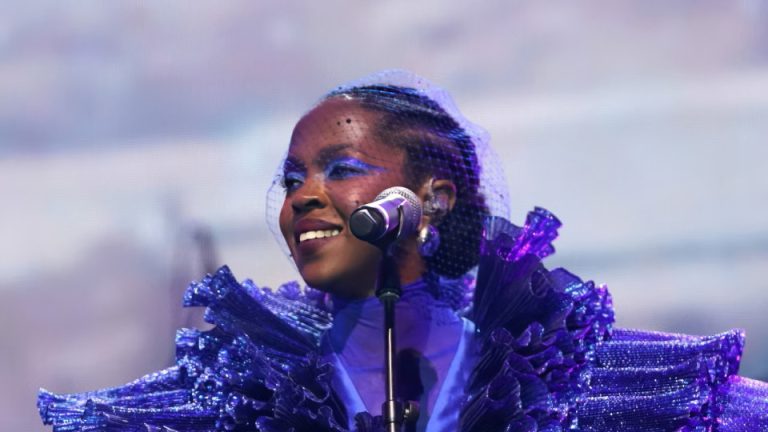 Lauryn Hill, dată în judecată de colegul de trupă cu o săptămână înainte de turneu