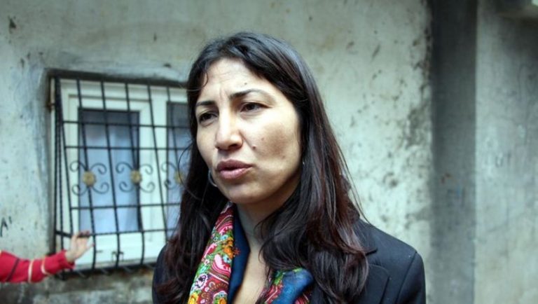 Leyla Birlik, o fostă deputată a partidului prokurd HDP din Turcia s-a refugiat în Grecia, unde a cerut azil politic