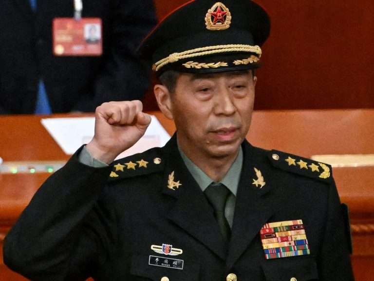 Beijingul urmăreşte dialogul şi nu confruntarea, susţine ministrul chinez al Apărării la summitul din Singapore