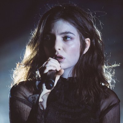 Trei fani ai cântăreţei Lorde cer despăgubiri după anularea concertului în numele unui boicot împotriva Israelului