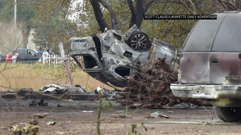 Cinci morţi în prăbuşirea unui avion de mici dimensiuni în statul american Louisiana