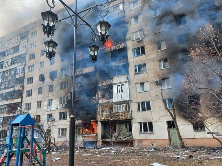 Opt persoane au fost ucise în bombardamentele ruse asupra regiunii Luhansk