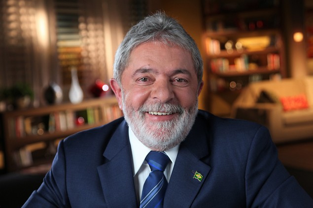 Lula da Silva a devenit oficial candidat din închisoare la alegerile prezidenţiale braziliene din octombrie