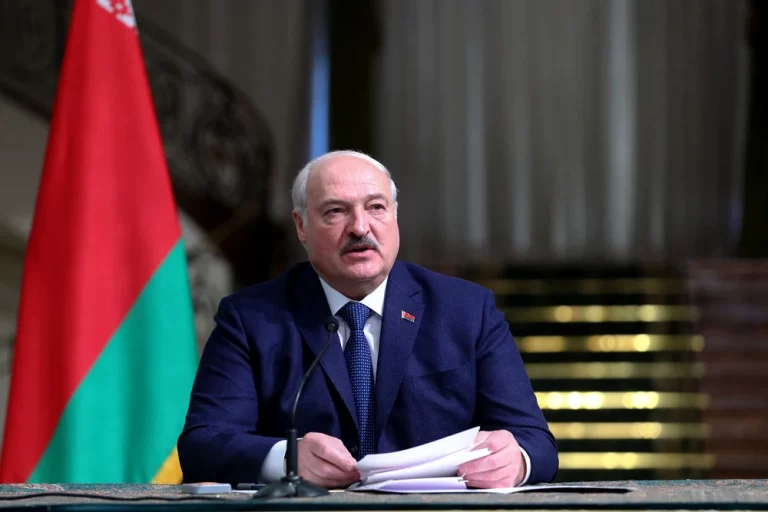 Lukașenko: În Moldova, la fel ca în SUA și UE au loc cazuri de trimitere la închisoare a jurnaliștilor care critică autoritățile