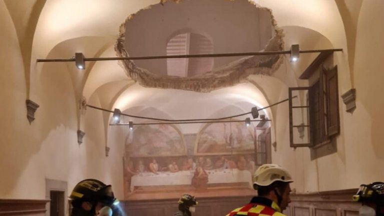 Tragedie în Italia: Zeci de răniți după ce podeaua unei săli dintr-un restaurant s-a prăbuşit în timpul unei nunţi
