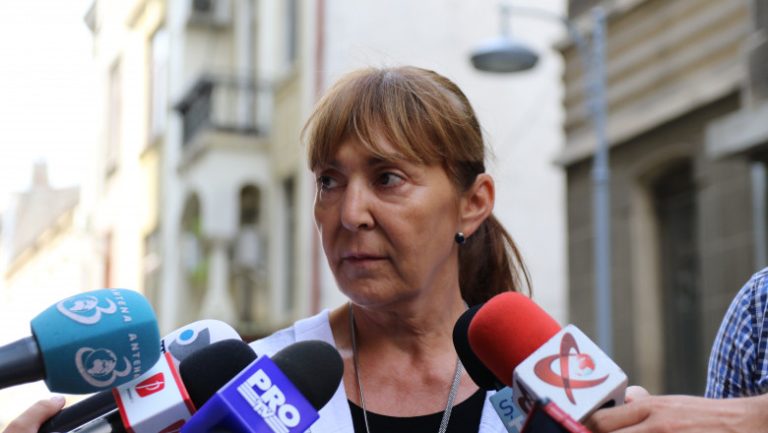 Monica Macovei, condamnată la şase luni de închisoare cu suspendare pentru vătămare corporală