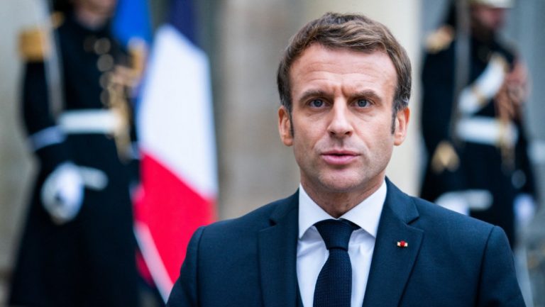 Macron va avea primul miting de campanie pentru alegerile prezidenţiale sâmbătă, 2 aprilie, la Paris