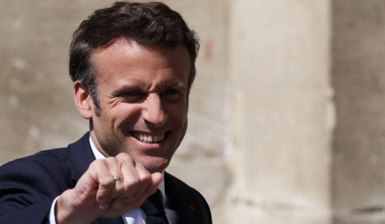 Popularitatea preşedintelui francez Macron este stabilă, debut dificil pentru Borne (sondaj)