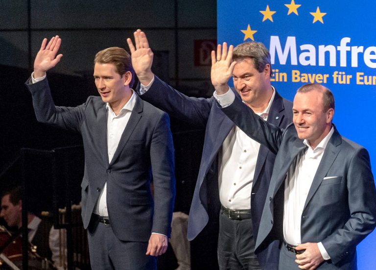 Alegeri europene: Manfred Weber, în campanie electorală cu Sebastian Kurz în oraşul său natal din landul Bavaria