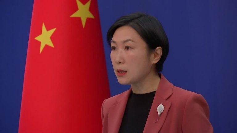 China promite că îşi va ‘apăra ferm suveranitatea’, înaintea întâlnirii Tsai-McCarthy