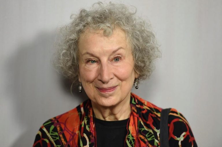 Margaret Atwood: Premiile literare vor deveni irelevante dacă nu vom salva mediul înconjurător