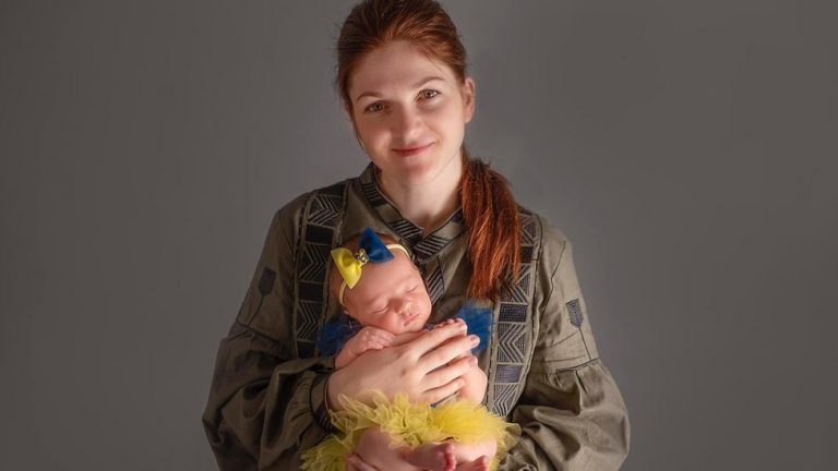 Rușii au spus că îmi vor lua fetița: Povestea unui medic militar ucrainean eliberat înainte să nască