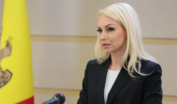 Marina Tauber amenință cu judecată după ce CEC a respins contestația Arinei Corșicova