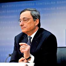 Perspectivele economiei mondiale se înrăutăţesc tot mai mult, avertizează Mario Draghi