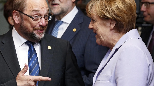 Martin Schulz, a declarat că va dialoga cu cancelarul conservator Angela Merkel