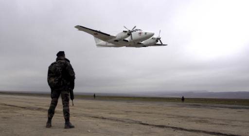 Administraţia Biden,supusă unor presiuni cu privire la evacuarea a sute de persoane blocate pe un aeroport în nordul Afganistanului
