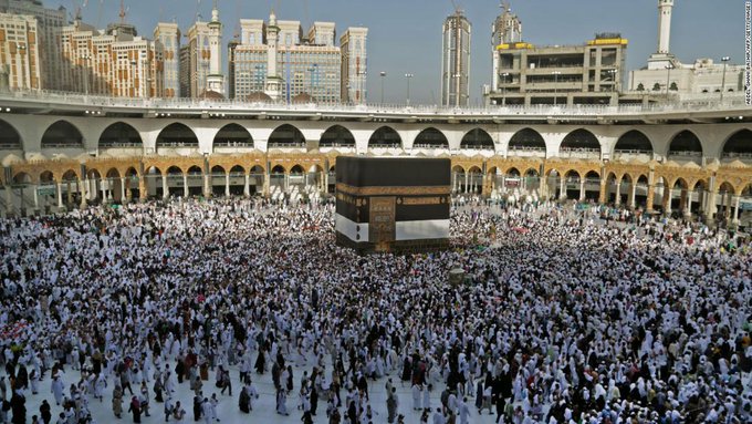 Hajj-ul a atras peste 1,8 milioane de pelerini în acest an