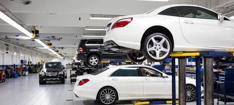 Vânzările Mercedes-Benz au scăzut în 2022 dar au crescut livrările de vehicule electrice pe baterii