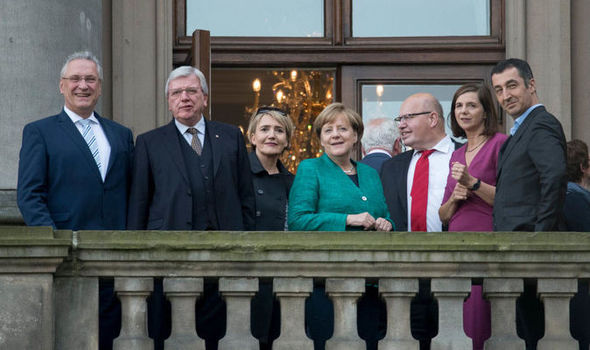 Negocieri dificile pentru formarea noii coaliţii guvernamentale ]n Germania