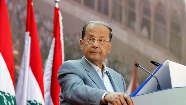 Preşedintele libanez Michel Aoun părăseşte palatul prezidenţial la final de mandat, fără a avea desemnat un succesor