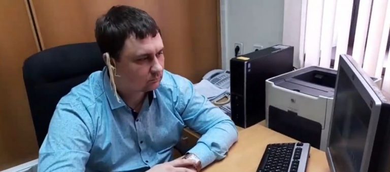 Un politician rus riscă un proces după un protest inedit anti-Putin