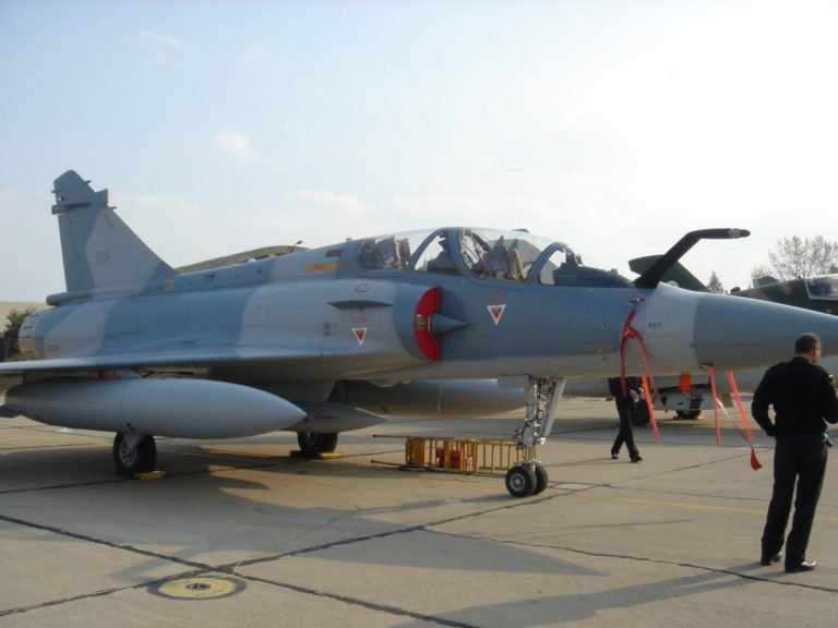 Un pilot militar grec a murit într-o misiune de interceptare a unor avioane turce în Marea Egee