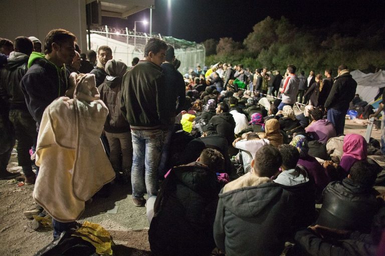 HRW se teme de o ‘criză sanitară’ în taberele de migranţi din Grecia