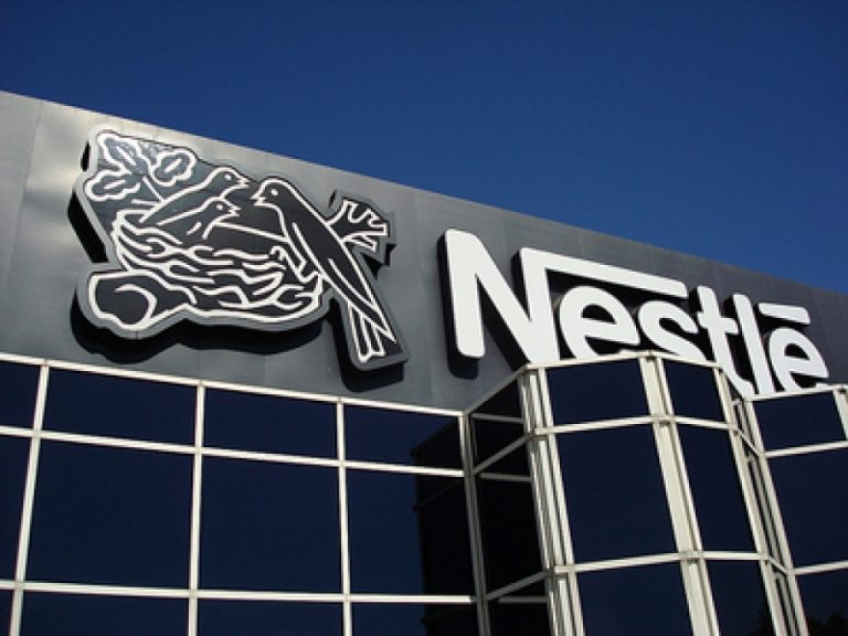 Mondelez, Nestle şi PepsiCo NU vor să părăsescă piaţa din Rusia şi sunt criticate de angajaţii lor europeni
