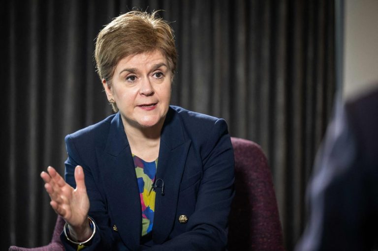 Şefa guvernului scoţian promite investiţii de miliarde în cazul obţinerii independenţei