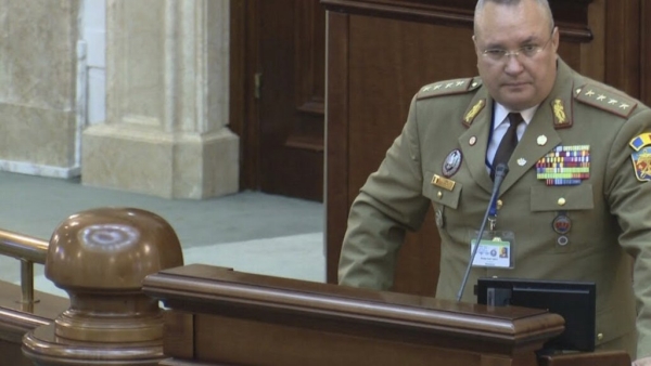 Ministrul român al apărării încearcă să calmeze opinia publică: Scutul de la Deveselu poate asigura apărarea