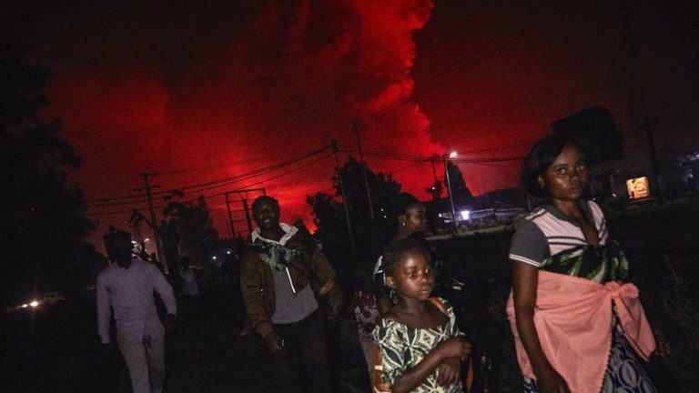 R. D. Congo autorizează revenirea graduală a rezidenţilor din Goma după erupţia vulcanului Nyiragongo
