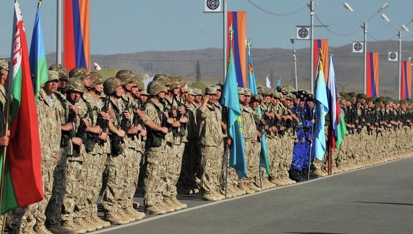 Alianţa de securitate condusă de Rusia efectuează exerciţii militare în Kîrgîzstan