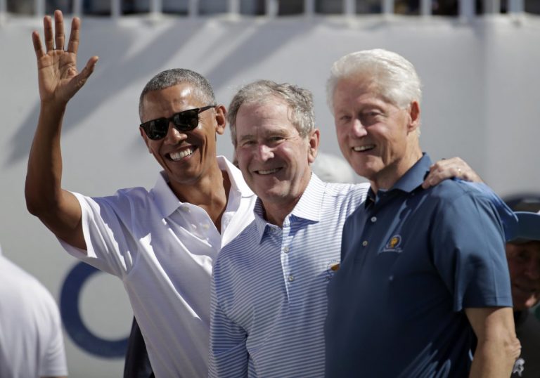 Apariție de senzația la Cupa președinților. Obama, Clinton și Bush s-au întrecut pe terenul de golf