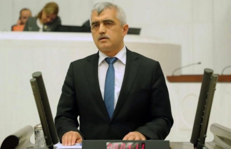 Deputatul prokurd arestat la parlamentul Turciei a fost pus în libertate